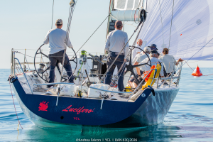 RAN 630 - equipaggio in regata